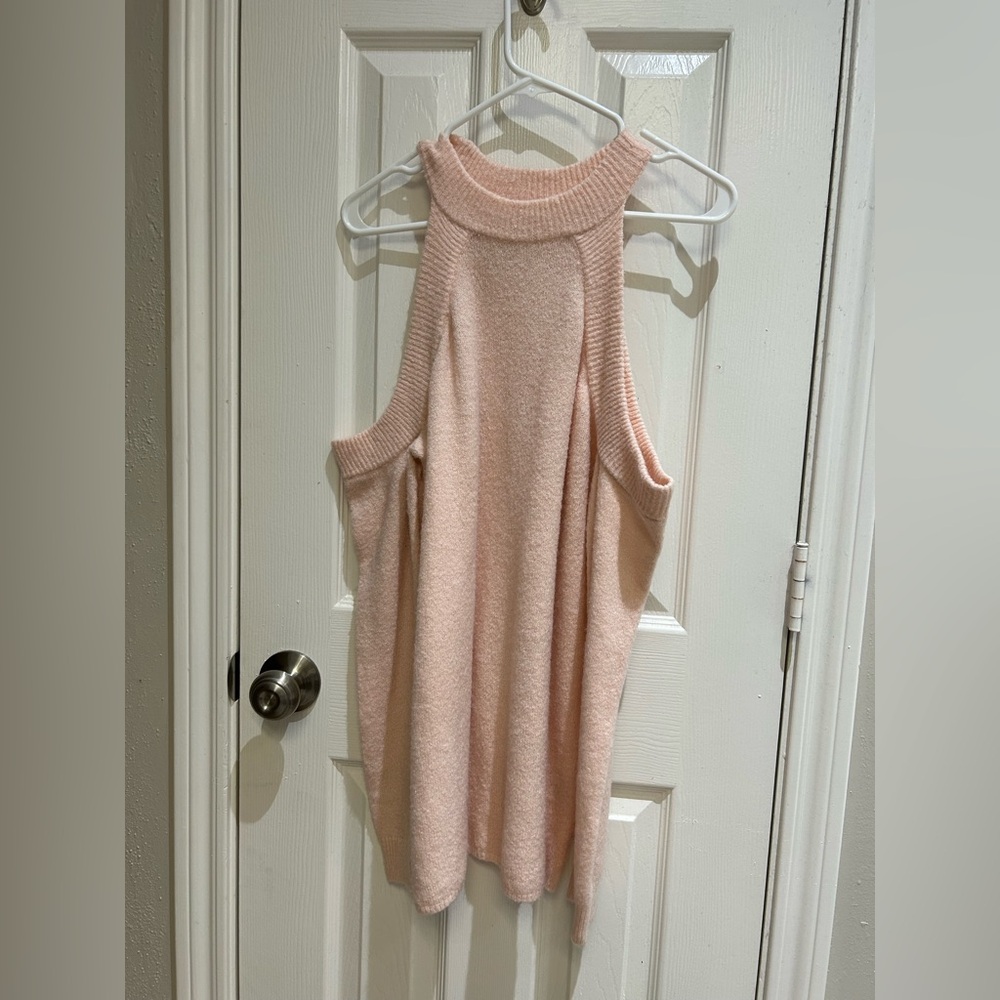 Pink Long Sleeve Sweater with Shoulder Cutout